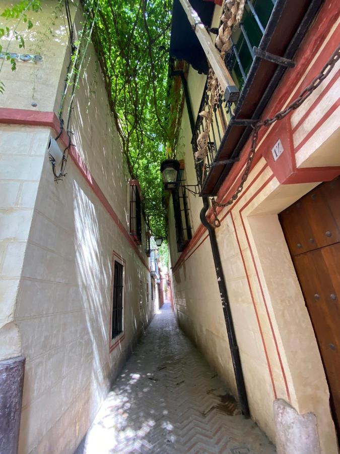 Fantastico Duplex Corazon De La Juderia Sevilla Exterior photo